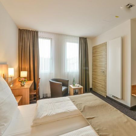Hotel Witt Am See Weiherhammer Екстериор снимка